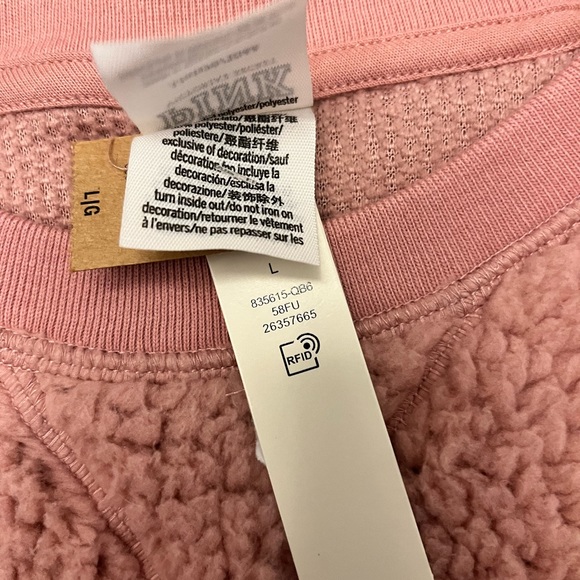 NWT VICTORIA’S SECRET PINK OVERSIZED PULLOVER SHERPA SWEATER 🔥🔥🔥🔥🔥 - Picture 3 of 6